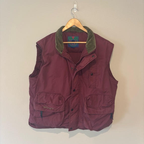 St. John's Bay Other - VINTAGE ST. JOHNS BAY Men’s Rugged Wear Burgundy Down Collared‎ Vest 90s Y2K XL